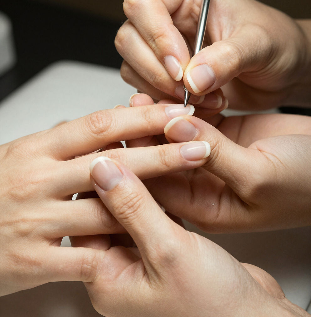 French tip nail art